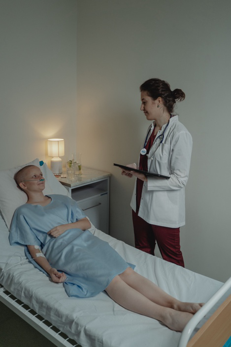 Doctor explaining digestive health and colon cancer screening options to a patient.